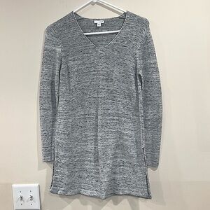 🔥J.Jill Gray V-Neck Women's Top🔥